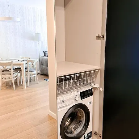 1007 Rogowo Pearl Apartment